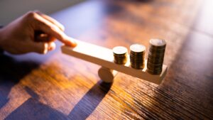 Como ajustar suas finanças à realidade econômica atual